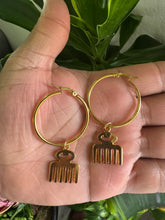 Load image into Gallery viewer, Gold Duafe Hoop Earrings
