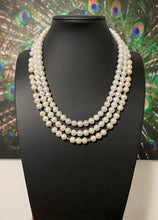 Load image into Gallery viewer, Classic Freshwater Pearl Necklace
